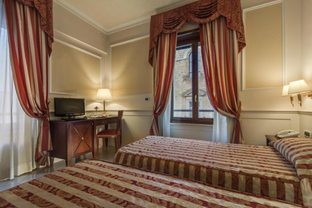 Palazzo Cardinal Cesi Hotel Roma Exterior foto
