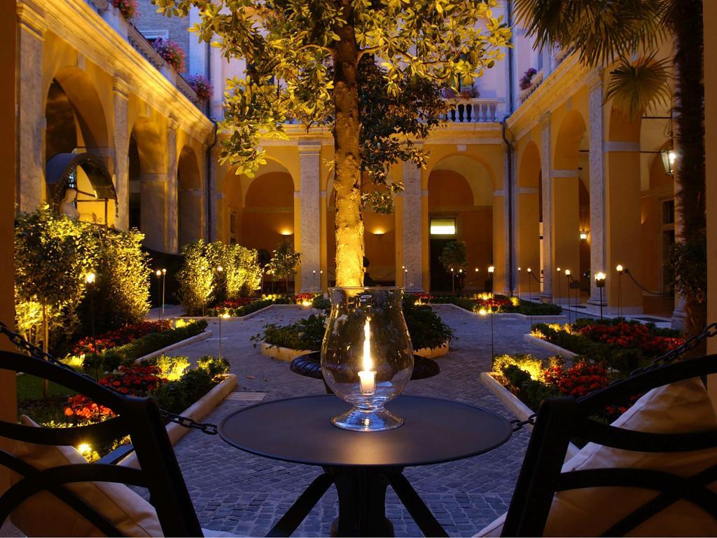 Palazzo Cardinal Cesi Hotel Roma Exterior foto